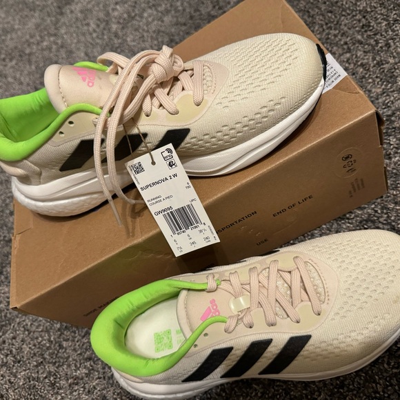 Adidas Supernova - Picture 2 of 2